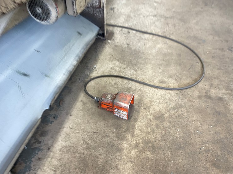 #2508-•-roper-whitney-sheet-metal-shear-(columbia-heights,-mn)-image-24