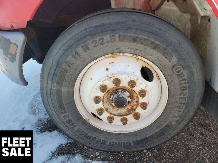 2007-international-durastar-4300-image-9