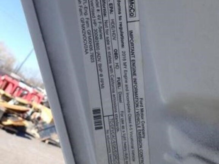 2016-ford-f550-xlt-image-26