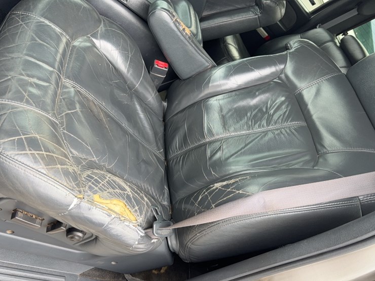 2002-chevrolet-2500-image-16