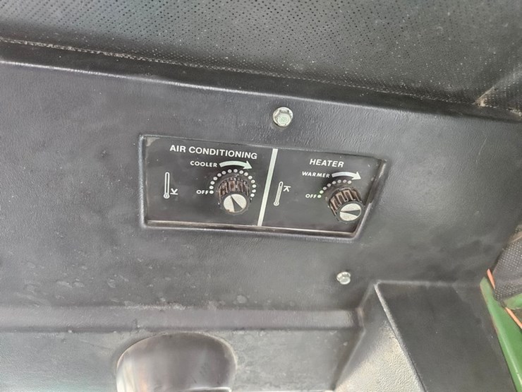 1974-john-deere-7520-image-48