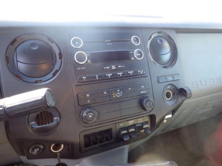 2017-ford-f750-image-15