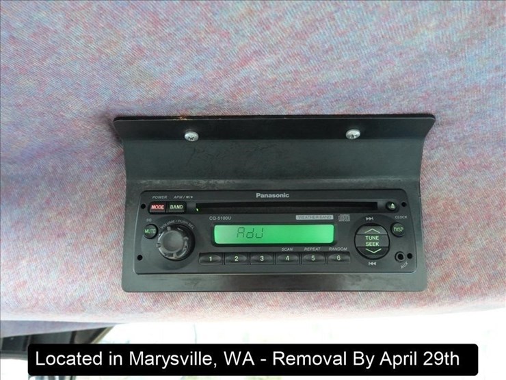 2007-new-holland-ts110a-image-10