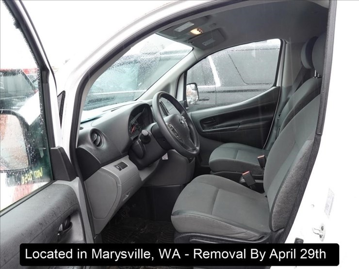 2020-nissan-nv200-image-4