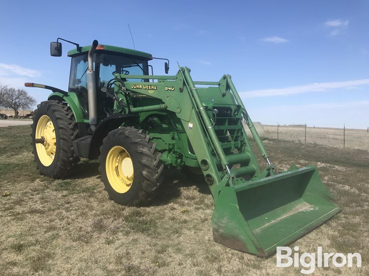 2002-john-deere-8320-image-3