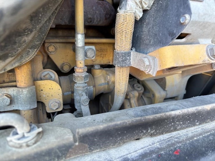 caterpillar-143h-image-87