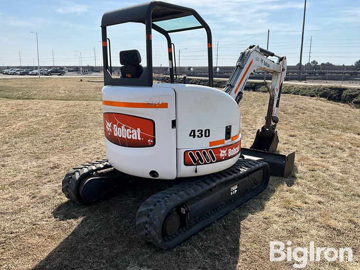 2009-bobcat-430g-image-5