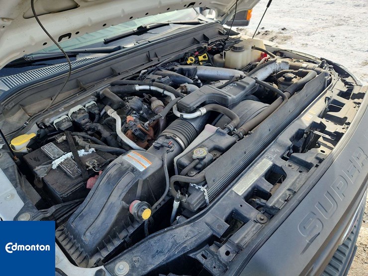 2014-ford-f350-image-27