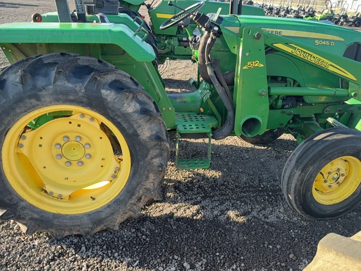 john-deere-5045d-image-5