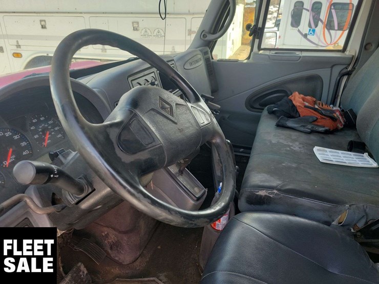 2007-international-durastar-4300-image-14