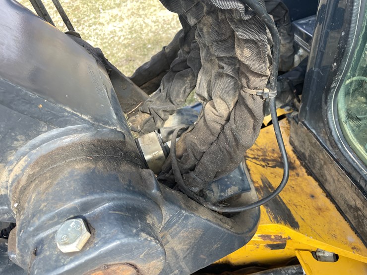 2020-deere-60g-image-55