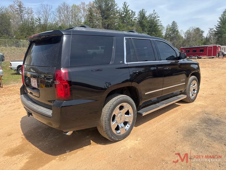 2016-chevrolet-tahoe-image-4