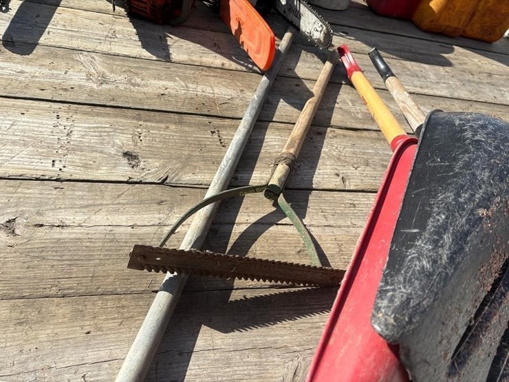 shovels,-weed-wacker-etc-image-4