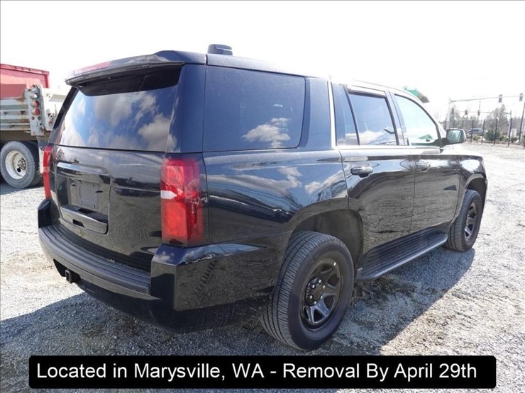 2018-chevrolet-tahoe-image-15