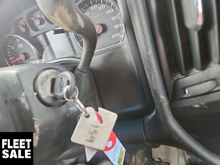 2014-chevrolet-silverado-1500-image-25