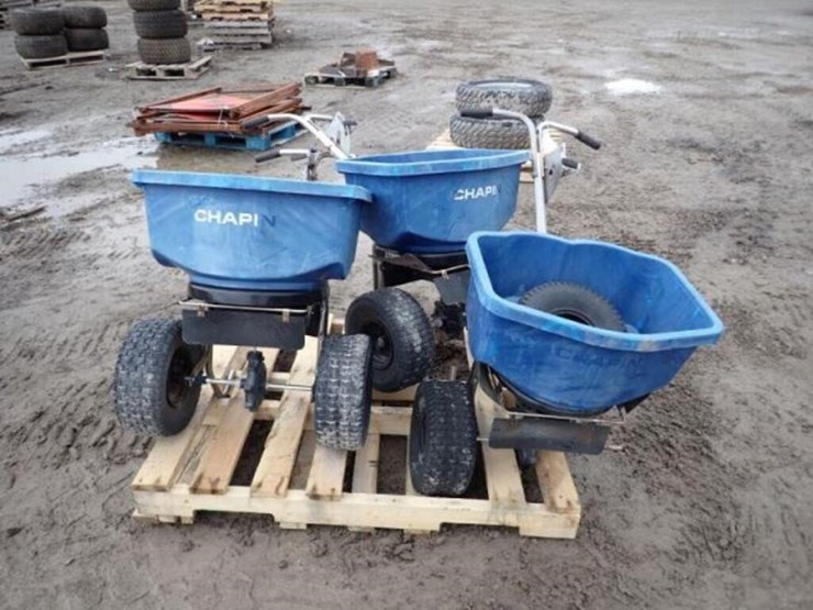 qty-of-(3)-chapin-broadcast-spreaders-image-2