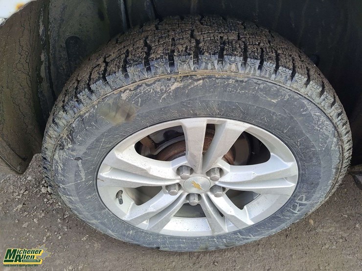 2013-chevrolet-equinox-image-11