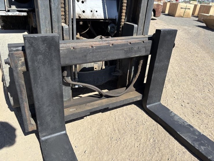 2007-nissan-mcp1f2a25lv-image-10