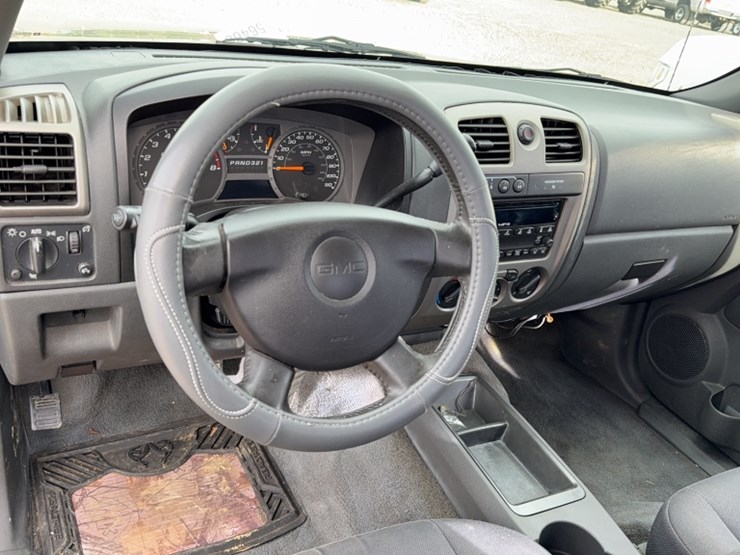 #4018-•-2006-gmc-z71-pickup-truck-image-20