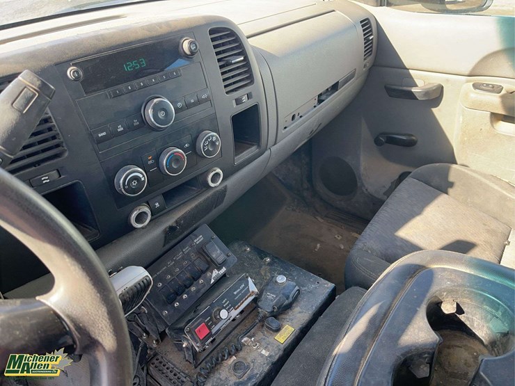 2011-gmc-sierra-2500hd-image-18