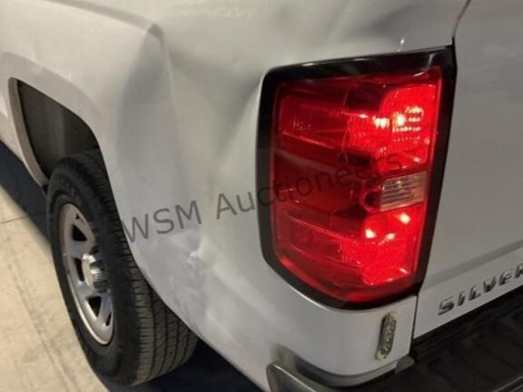 2017-chevrolet-silverado-1500-image-11