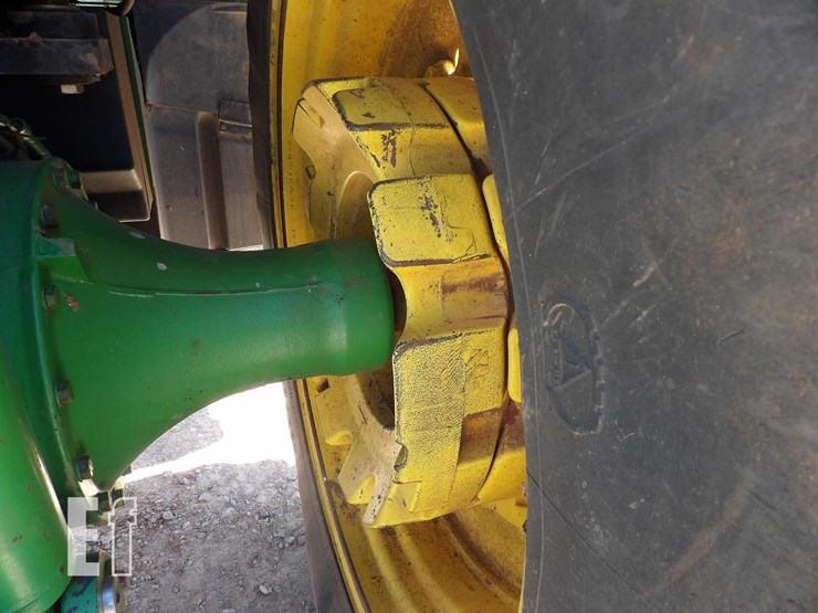 john-deere-8220-image-13