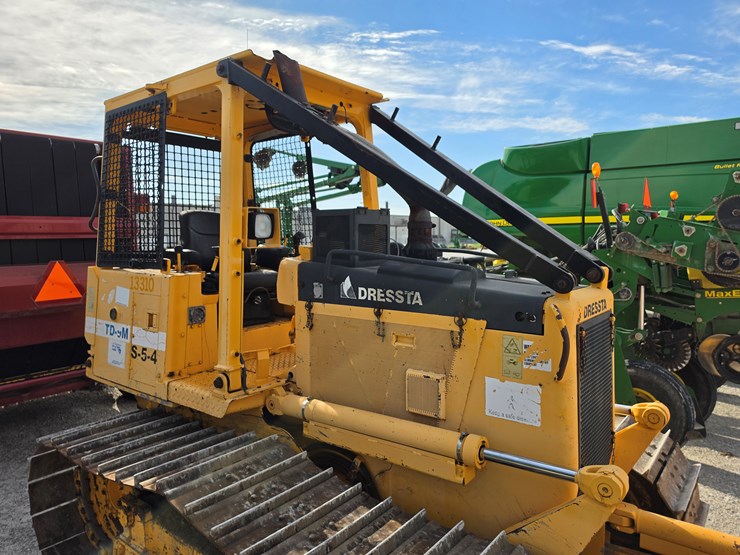 2007-dressta-td9m-image-21