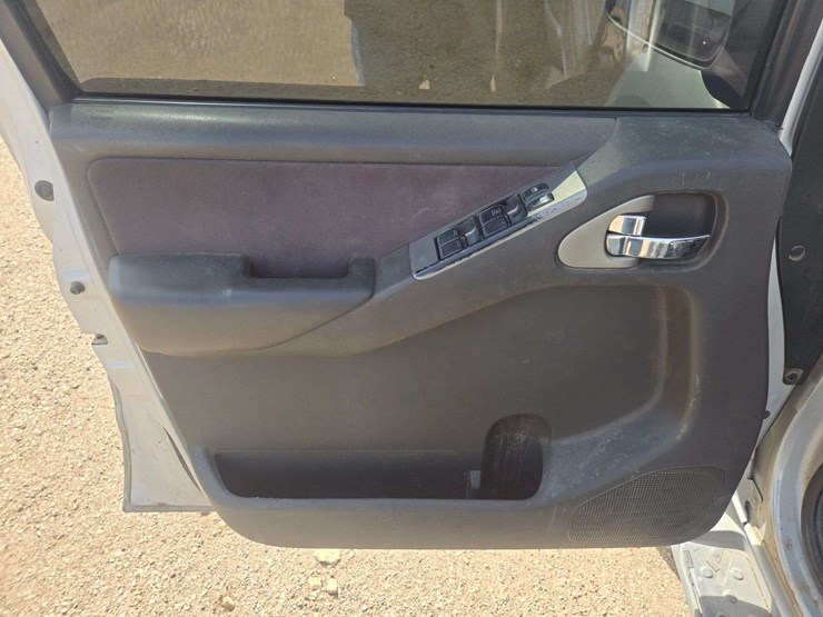 2006-nissan-pathfinder-le-image-12