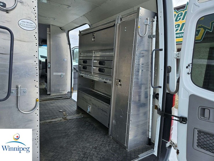 2011-mercedes-benz-sprinter-2500-image-18