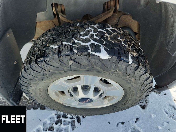 2014-gmc-sierra-2500hd-sle-image-13