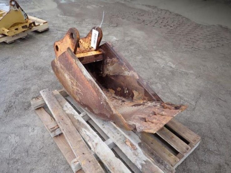 caterpillar-16-image-3