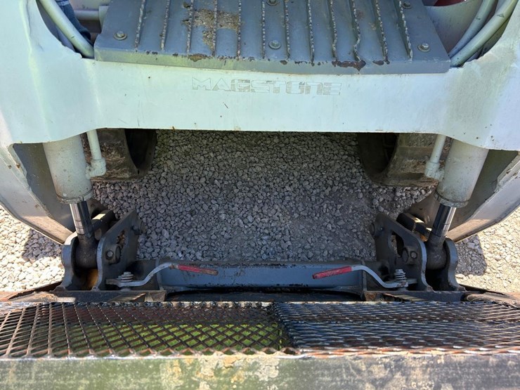 takeuchi-tl140-image-10