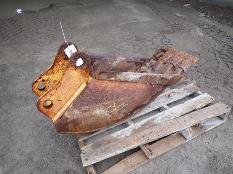 caterpillar-16-image-4