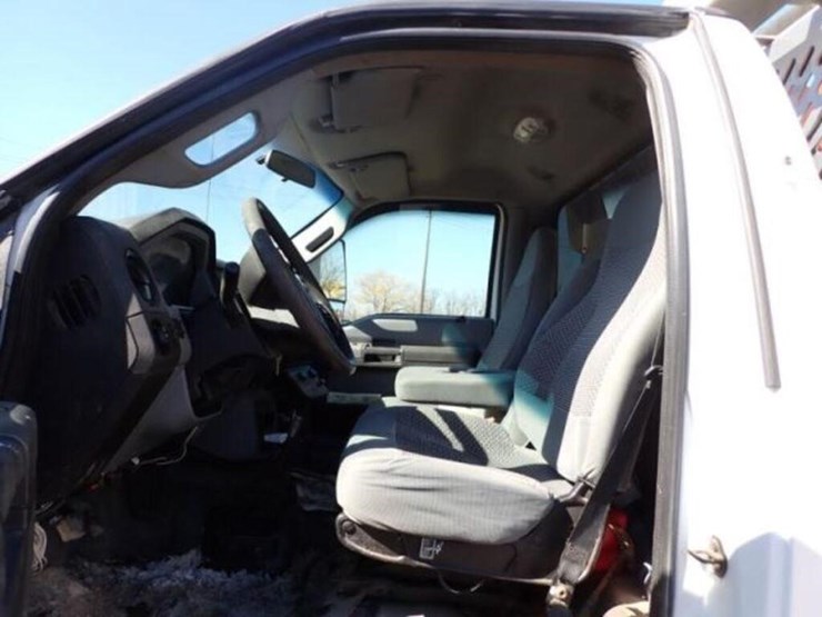 2017-ford-f750-image-18