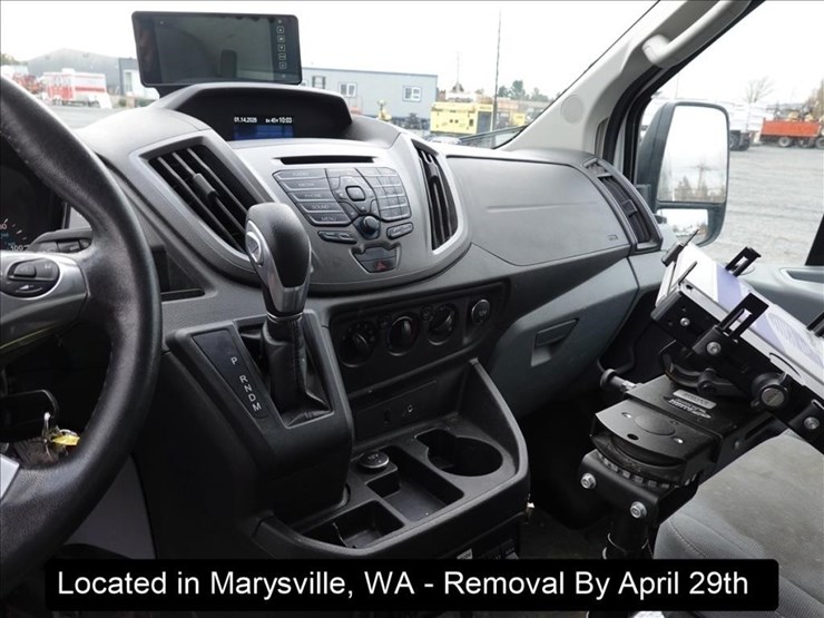 2015-ford-transit-image-6