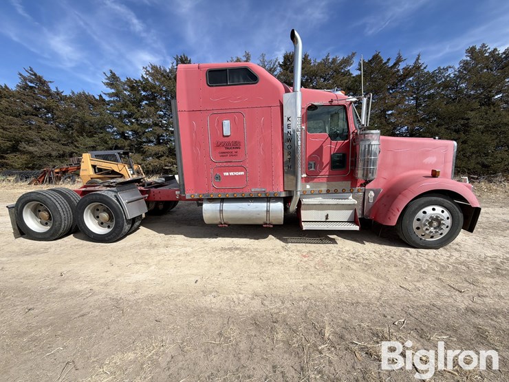 1997-kenworth-w900b-image-4