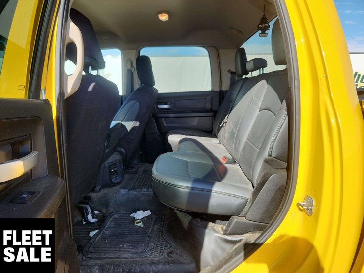 2019-dodge-2500-image-15