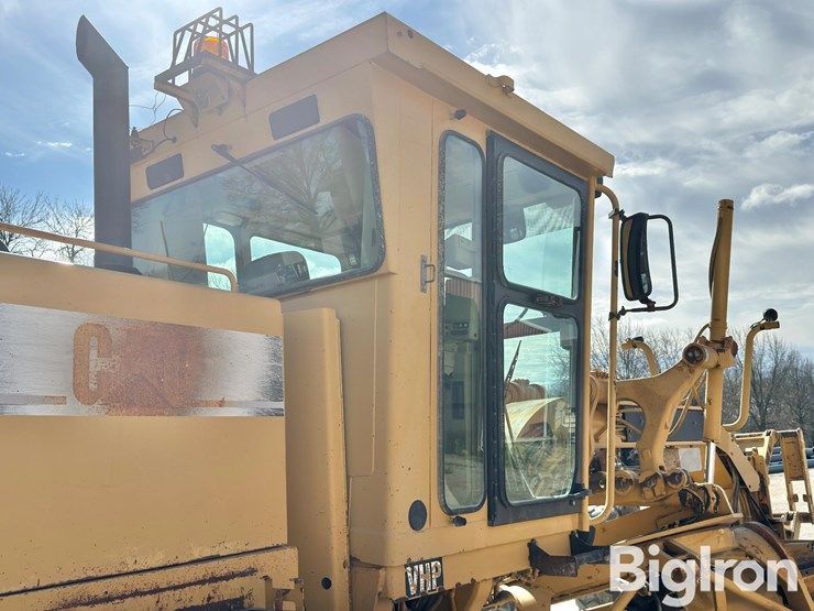 2001-caterpillar-140h-vhp-image-16