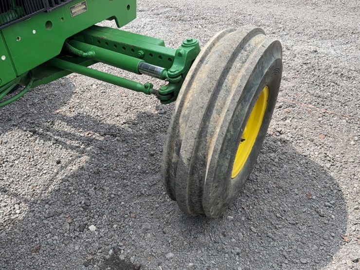 john-deere-3055-image-7