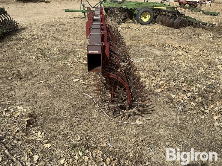 international-181-image-8