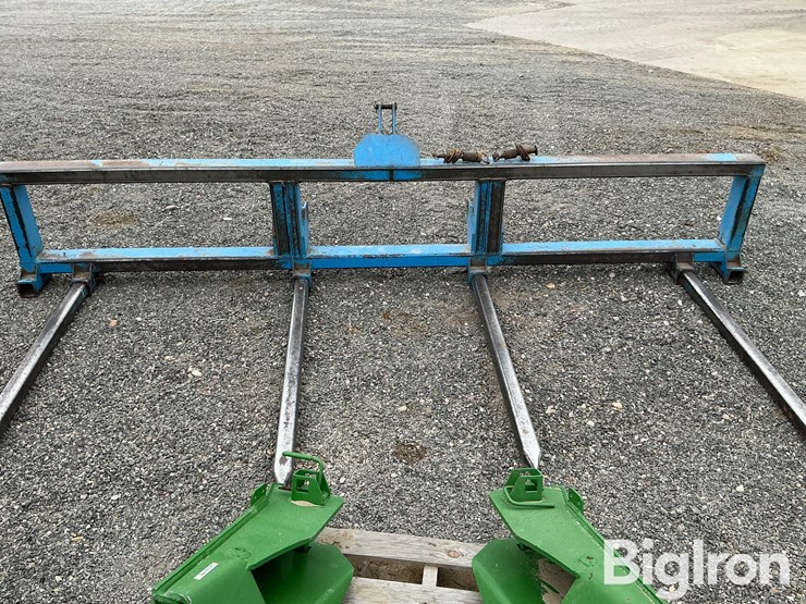 bohnert-3-pt-bale-carrier-image-2