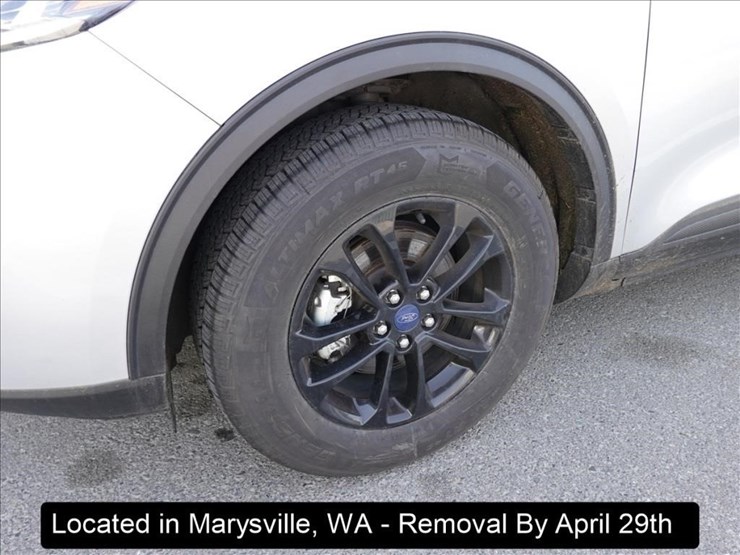 2020-ford-escape-image-14