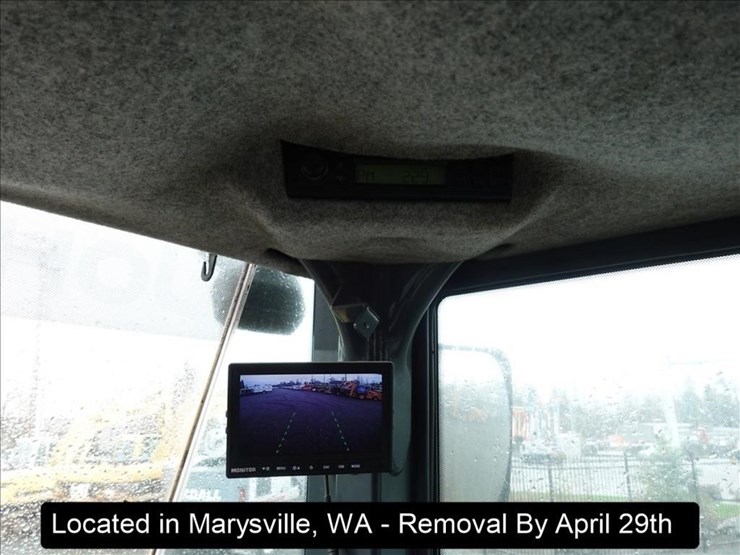 2004-deere-644j-image-10