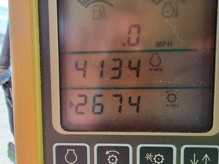 2006-john-deere-9560-sts-image-12