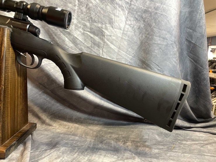 #10143-•-savage-arms-axis-,-30-06-sprg-bolt-action-rifle,-sn:-h625778-image-8