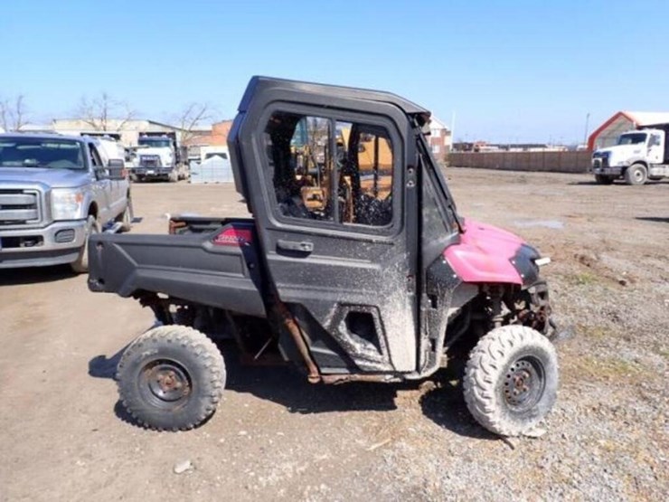 2016-pioneer-4x4-image-4