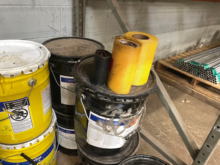 #2557-•-pallet-of-roofing-material-(columbia-heights,-mn)-image-9