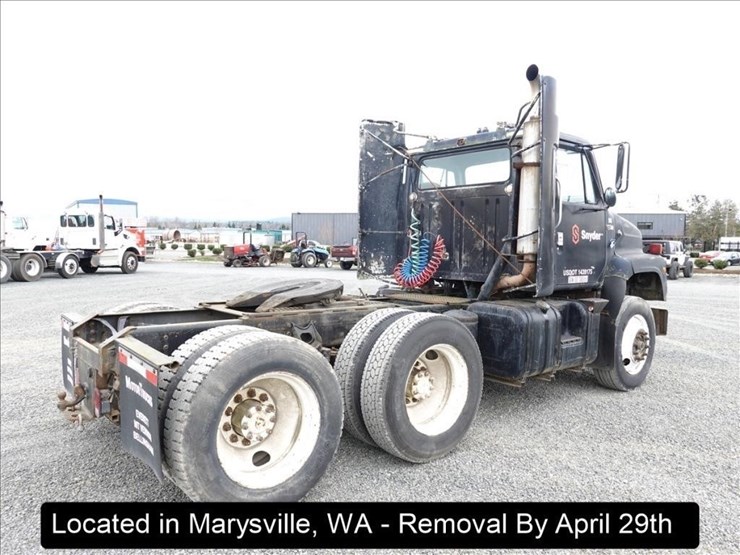 1985-international-s2300-image-17