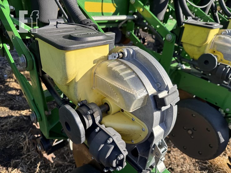 john-deere-1770-image-55