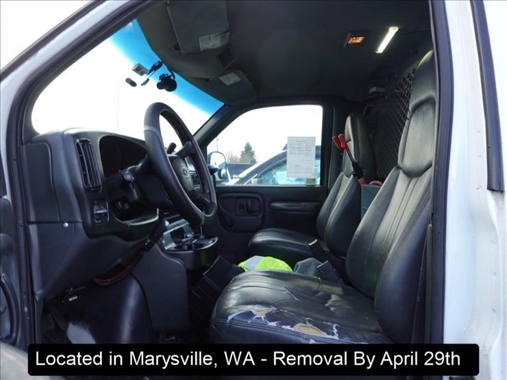 2002-chevrolet-3500-image-3